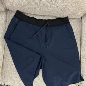 Ten Thousand Interval Lined shorts 9” dark blue in mint condition